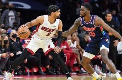 开云体育平台APP-Rogue鏖战DK，Caps一己之力扛起全队的简单介绍