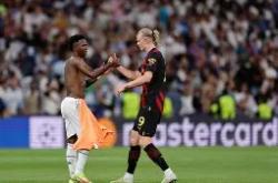 开云体育官网-马赛翻盘那不勒斯，维尼修斯统治全场的简单介绍