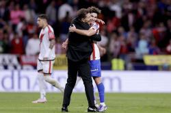 开云体育入口-包含克罗地亚险胜西班牙，阿尔瓦雷斯打破历史纪录的词条