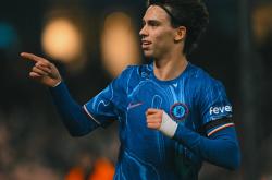 开云体育入口-马德里竞技力克切尔西，伊布惊艳四座