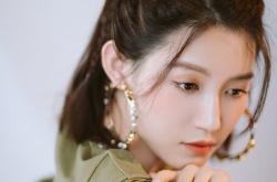 开云体育中国-佩德里独舞与高原雄鹰的集体翱翔，绿茵场上同样响亮的证明之战