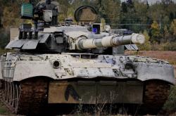 开云体育-西亚卡姆新东家首度爆发，快船第三节狂潮埋葬鹈鹕，一场比赛的两种启示