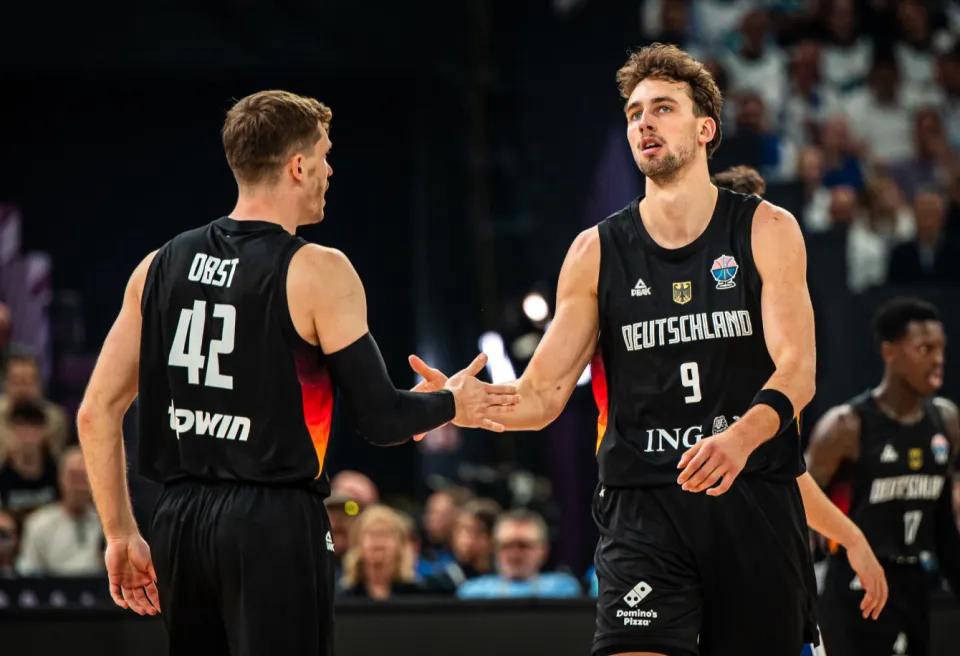 德国男篮力克法国男篮，克莱送出助攻