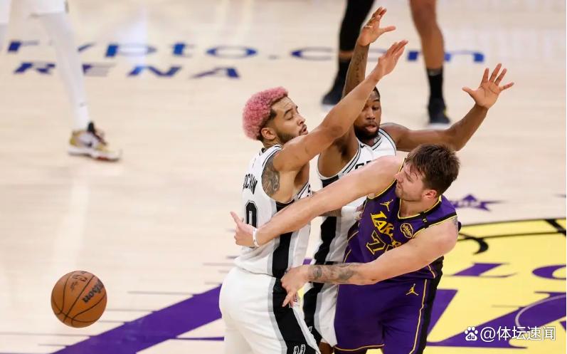 北京队力克国王，东契奇点燃赛场