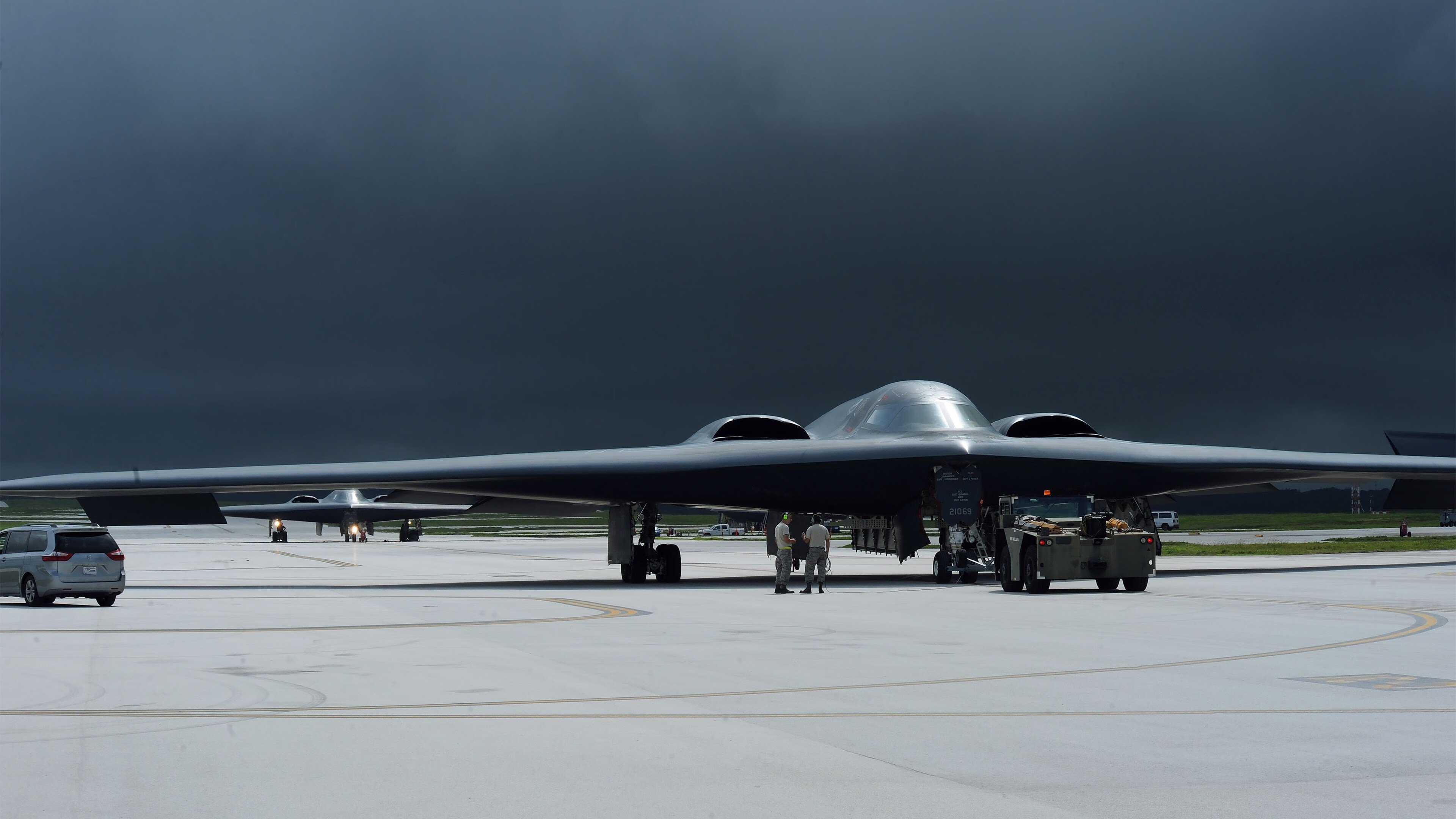 东决关键战之夜，当绿茵场撞破时空，基米希的篮球纪录为谁而鸣？