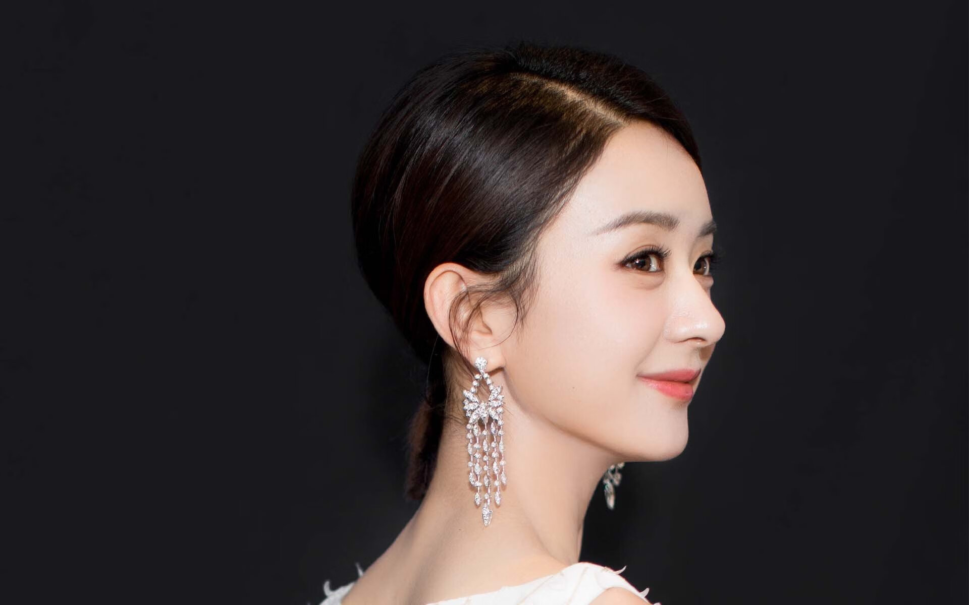 跨界交锋,当奥地利国家队遇上塞维利亚俱乐部